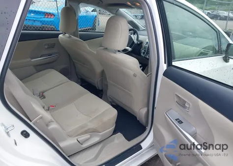 2012 Toyota Prius V Two z USA, uszkodzony, nr VIN JTDZN3EU5C3139517